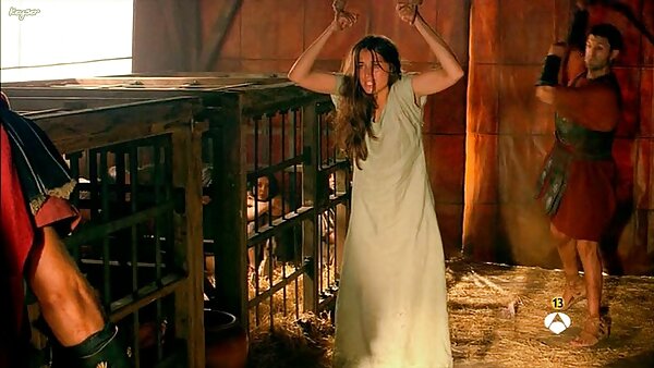 Die vollbusige kostenlose sexfilme milf Brünette Jewels Jade reitet John Strong