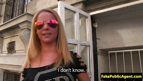 Heiße Brünette mit kleinen Titten pornofilme geile frauen wurde in Missionarsstellung in ihre feuchte Vagina gefickt