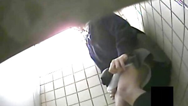 Die geile gratis pornofilme geile Schlampe Patricia Cardoso wird im Freien gefingert