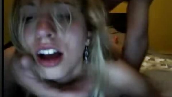Böse pornofilme mit alten blonde Valentina reitet Schwanz und wird deepanal gefickt