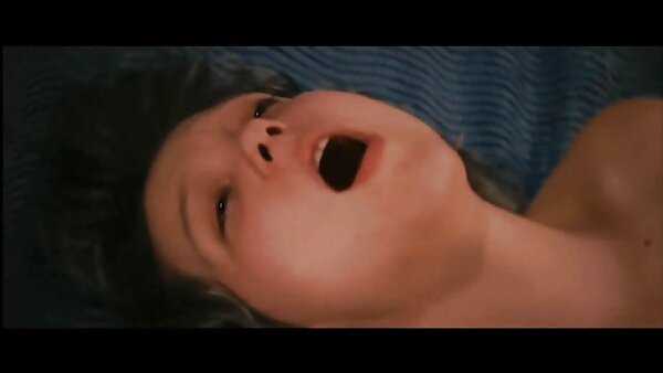 Die reife Schlampe Sara Jay omasexfilme kostenlos hüpft wie verrückt auf einem Schwanz und wird in einer Missionarsstellung hart genagelt