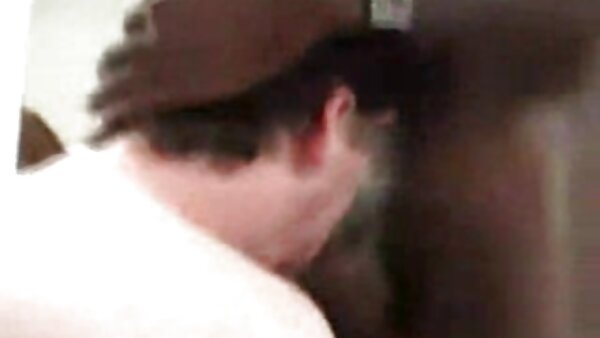 Flexible Hacke Ami Kurosawa bekommt geile deutsche sexfilme ihre rosa Möse höllisch gedehnt