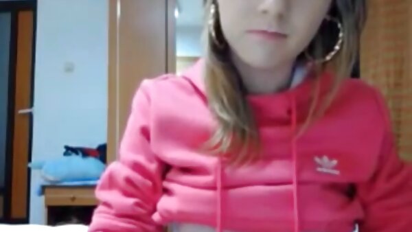 Schwarze Hottie in hochhackigen Schuhen nylon sexfilme und ihr asiatischer Kumpel führen versauten Fetischsex durch