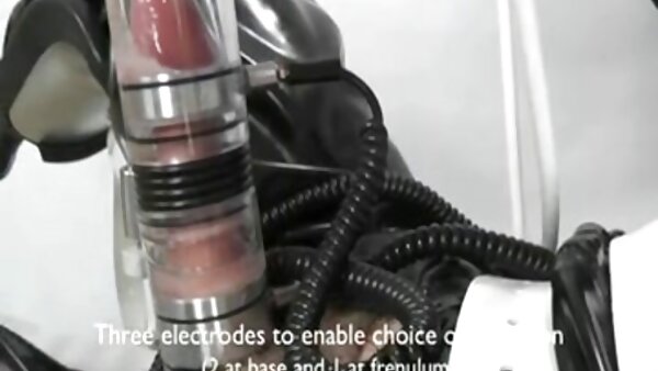 Hussy Jade Holly schlanke geile weiber Wellin gibt einen heißen Blowjob