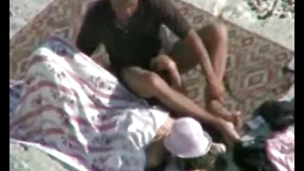 Die vollbusige Assistentin Brooke Haven fickt leidenschaftlich im frauensexfilme Büro